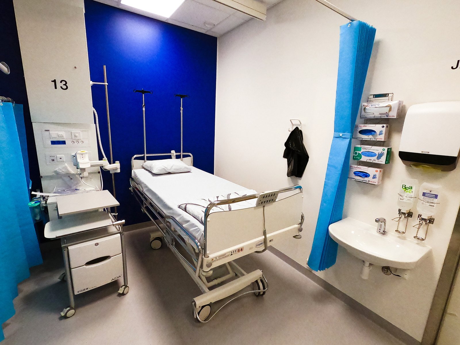 Hospital bed